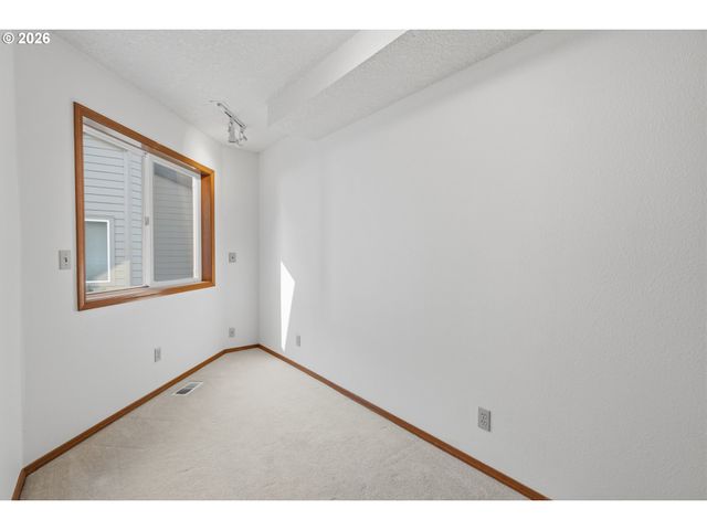1350 2ND St, Columbia City, OR 97018
