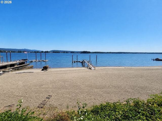 1350 2ND St, Columbia City, OR 97018