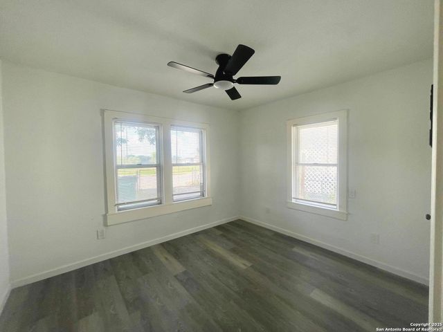 3022 EL PASO, San Antonio, TX 78207