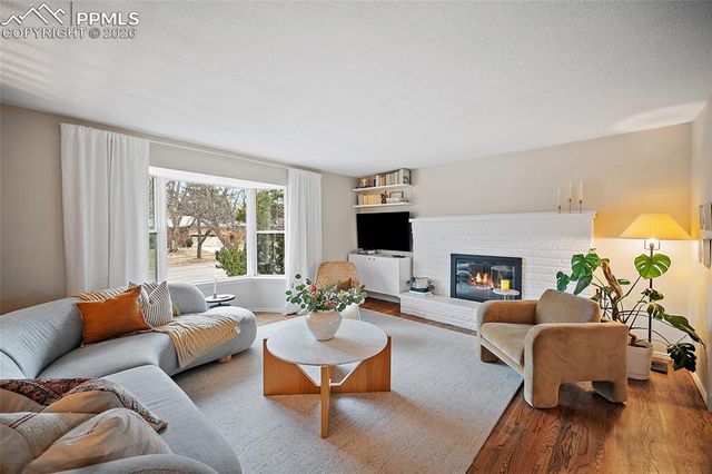 1009 Panorama Drive, Colorado Springs, CO 80904