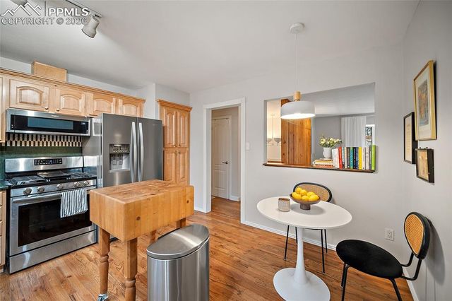 1009 Panorama Drive, Colorado Springs, CO 80904