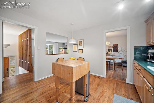 1009 Panorama Drive, Colorado Springs, CO 80904