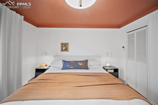 1009 Panorama Drive, Colorado Springs, CO 80904