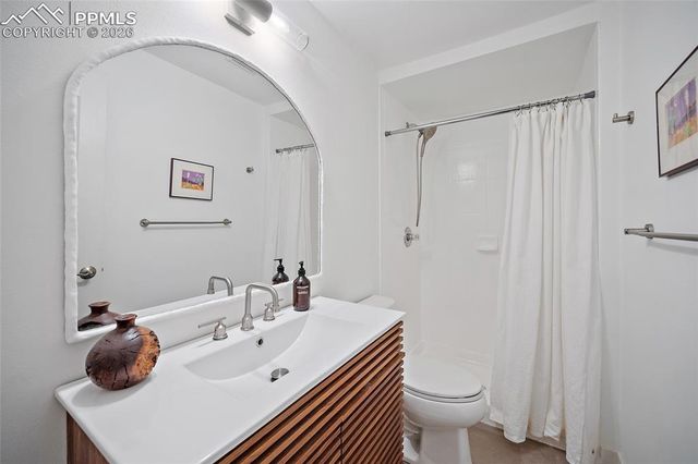 1009 Panorama Drive, Colorado Springs, CO 80904