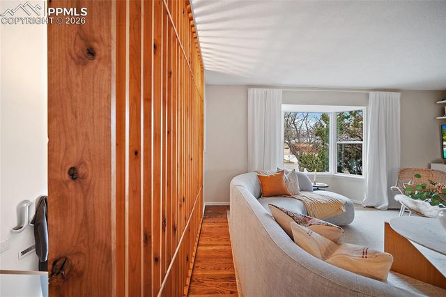 1009 Panorama Drive, Colorado Springs, CO 80904