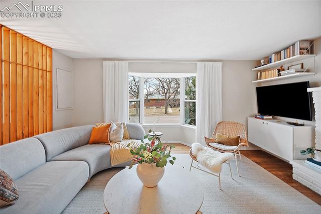 1009 Panorama Drive, Colorado Springs, CO 80904