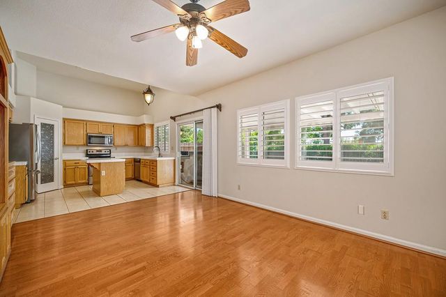 533 Alden Way, Roseville, CA 95678