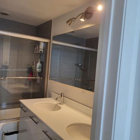 92 SW 3rd Street 3207, Miami, FL 33130