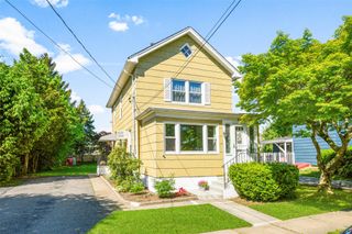 200 Jensen Avenue, Mamaroneck, NY 10543