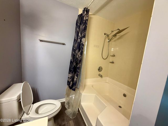 6269 New Shepherdsville Rd, Coxs Creek, KY 40013