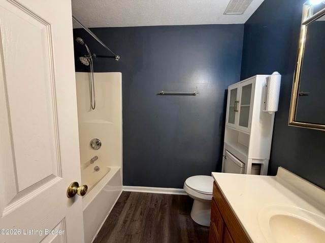 6269 New Shepherdsville Rd, Coxs Creek, KY 40013