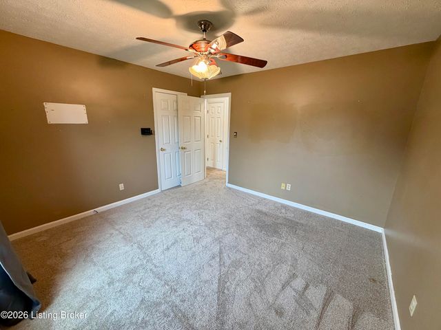 6269 New Shepherdsville Rd, Coxs Creek, KY 40013