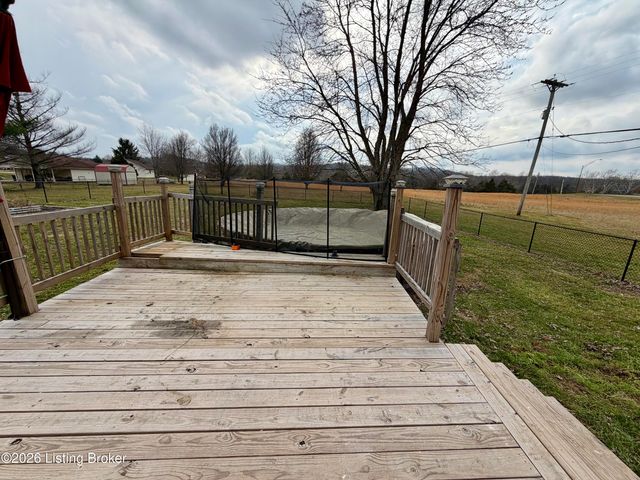 6269 New Shepherdsville Rd, Coxs Creek, KY 40013
