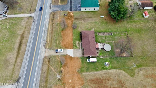 6269 New Shepherdsville Rd, Coxs Creek, KY 40013
