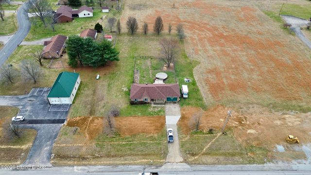 6269 New Shepherdsville Rd, Coxs Creek, KY 40013
