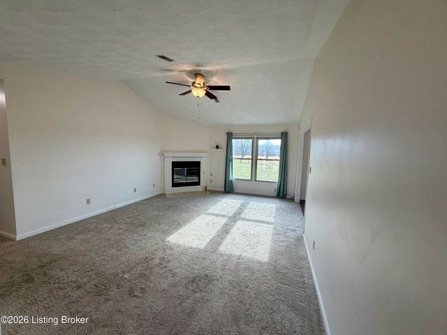 6269 New Shepherdsville Rd, Coxs Creek, KY 40013