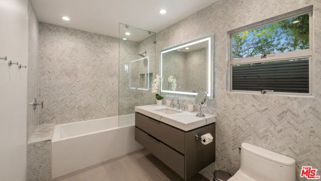 602 N Whittier Drive, Beverly Hills, CA 90210