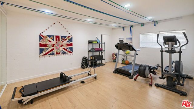 602 N Whittier Drive, Beverly Hills, CA 90210