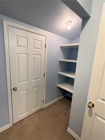 40 Club Road Village, Dover, AR 72837