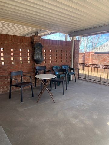 40 Club Road Village, Dover, AR 72837