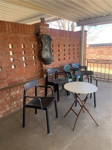 40 Club Road Village, Dover, AR 72837