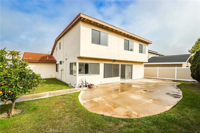 8602 Doremere Drive, Huntington Beach, CA 92646