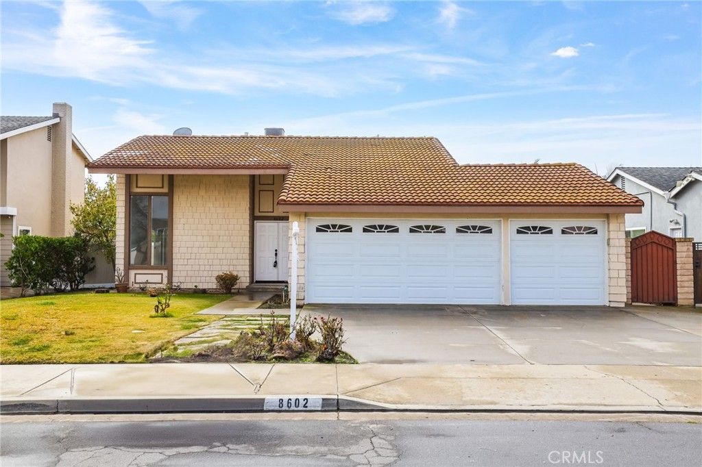 8602 Doremere Drive, Huntington Beach, CA 92646