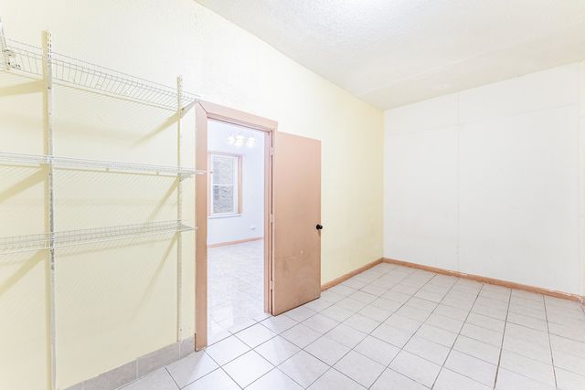 824 N CALIFORNIA Avenue, Chicago, IL 60622