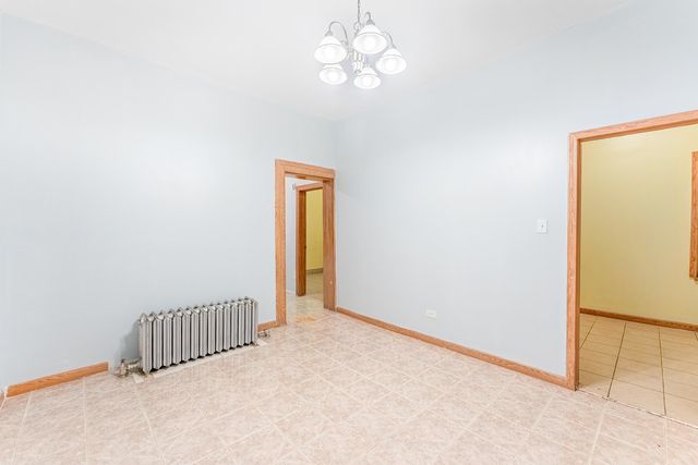 824 N CALIFORNIA Avenue, Chicago, IL 60622