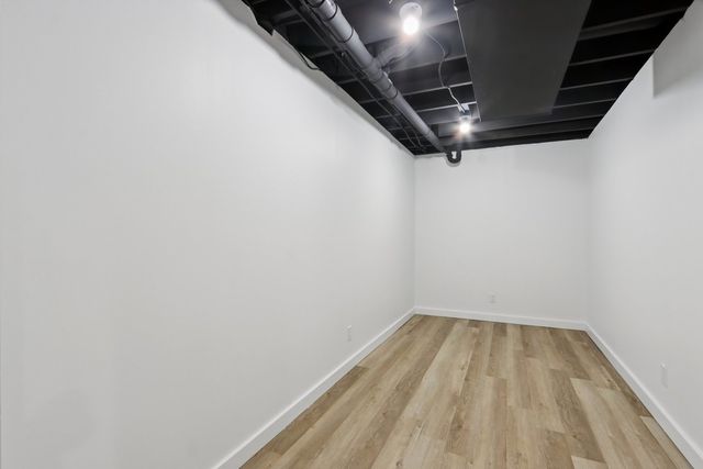 23 Oak Lawn Avenue, Yorkville, IL 60560