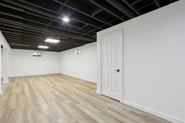 23 Oak Lawn Avenue, Yorkville, IL 60560