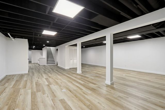 23 Oak Lawn Avenue, Yorkville, IL 60560