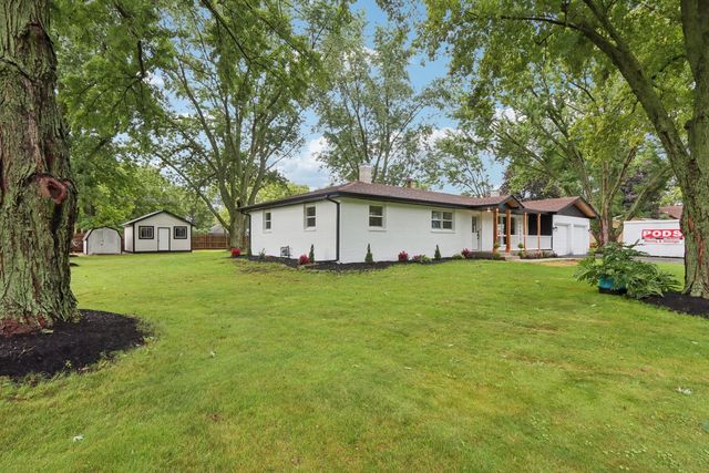 23 Oak Lawn Avenue, Yorkville, IL 60560