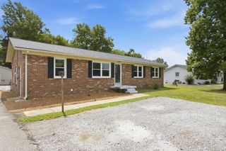 2418 Obrien Dr, Murfreesboro, TN 37130
