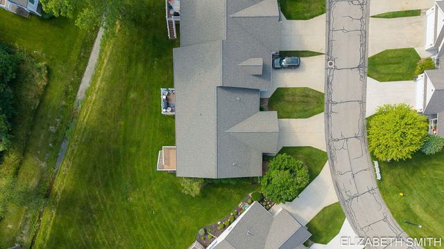 11409 N Lake Drive, Holland Twp, MI 49424