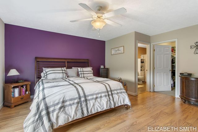 11409 N Lake Drive, Holland Twp, MI 49424