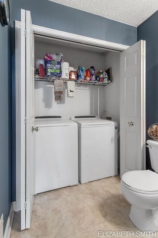 11409 N Lake Drive, Holland Twp, MI 49424