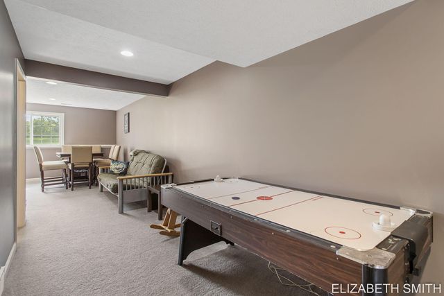 11409 N Lake Drive, Holland Twp, MI 49424