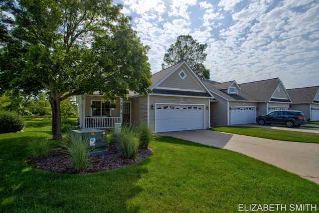 11409 N Lake Drive, Holland Twp, MI 49424