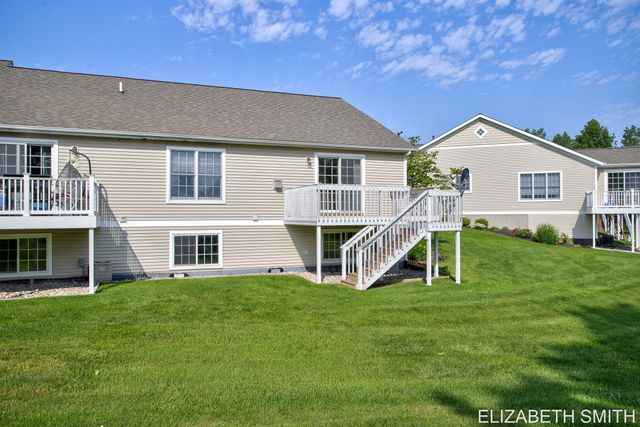 11409 N Lake Drive, Holland Twp, MI 49424