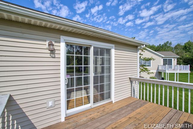 11409 N Lake Drive, Holland Twp, MI 49424