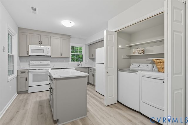 13300 Court Ridge Rd, Midlothian, VA 23112