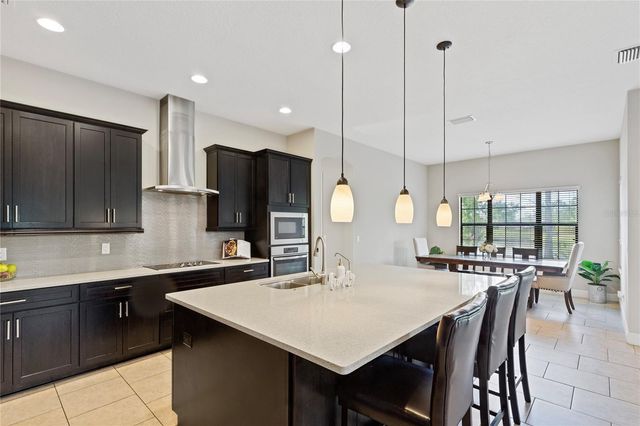 31976 WATOGA LOOP, Wesley Chapel, FL 33543