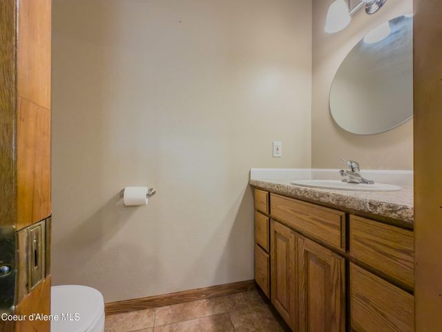 2232 E Shoshone AVE, Athol, ID 83801
