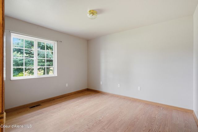 2232 E Shoshone AVE, Athol, ID 83801