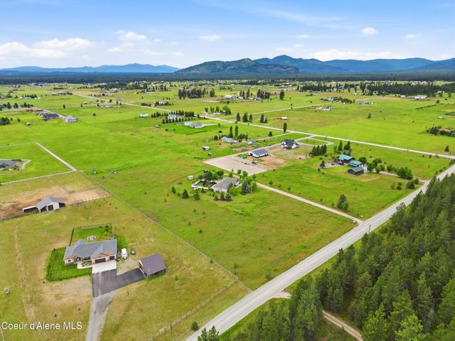 2232 E Shoshone AVE, Athol, ID 83801