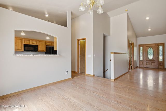 2232 E Shoshone AVE, Athol, ID 83801