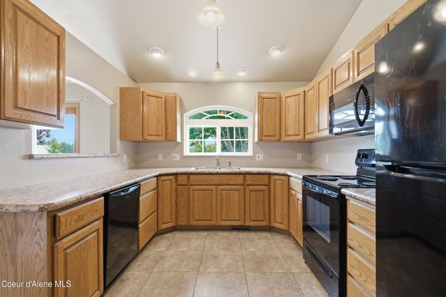 2232 E Shoshone AVE, Athol, ID 83801