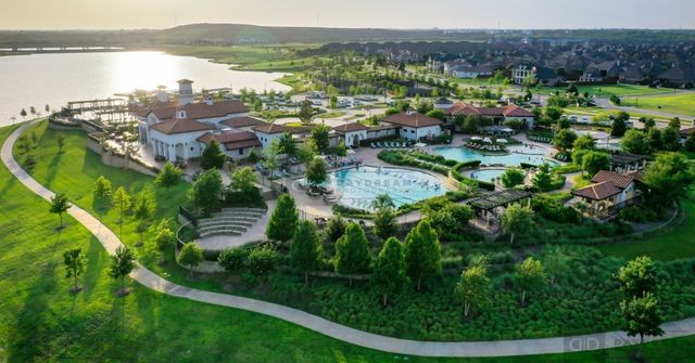 4241 Cascade Sky Drive, Arlington, TX 76005