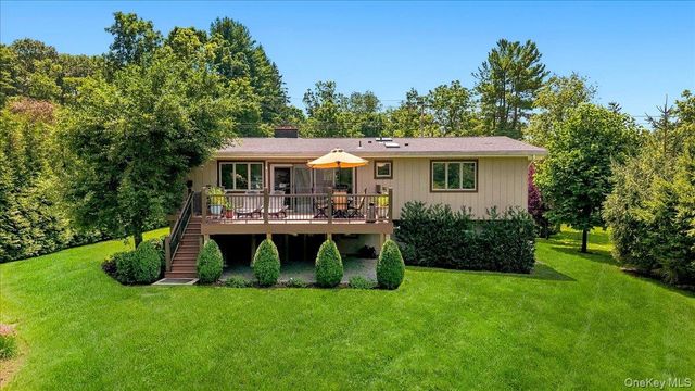 257 Watch Hill Road, Cortlandt Manor, NY 10567